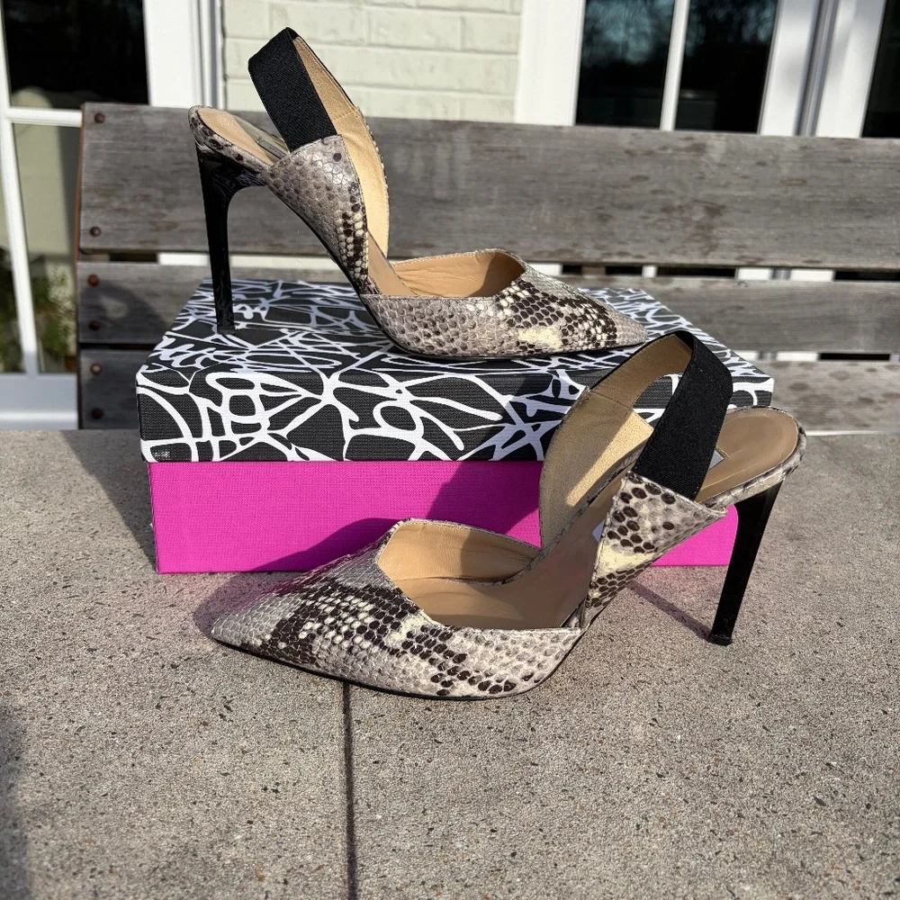 Diane Von Furstenberg Blaire Heels python print gray 8M